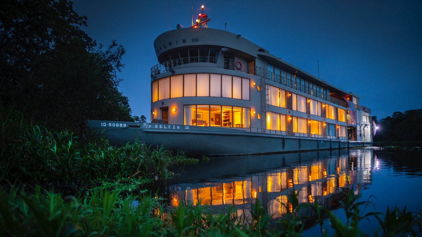 Delfin III Riverboat